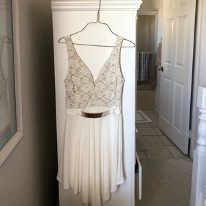 Papaya white dress